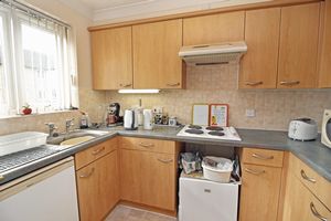 KITCHEN- click for photo gallery